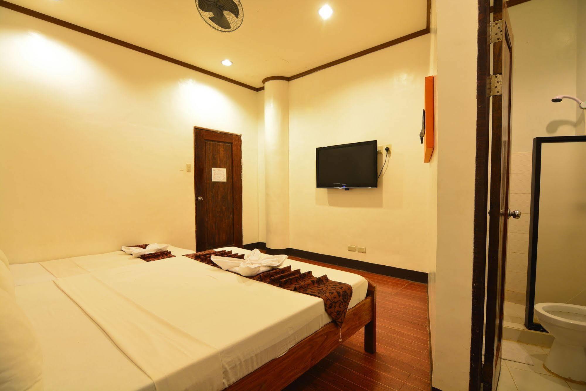 Kawayanan Heights Inn Coron Luaran gambar