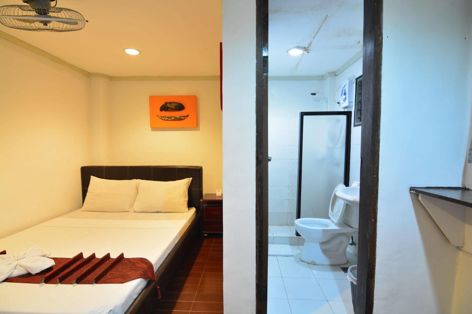 Kawayanan Heights Inn Coron Luaran gambar