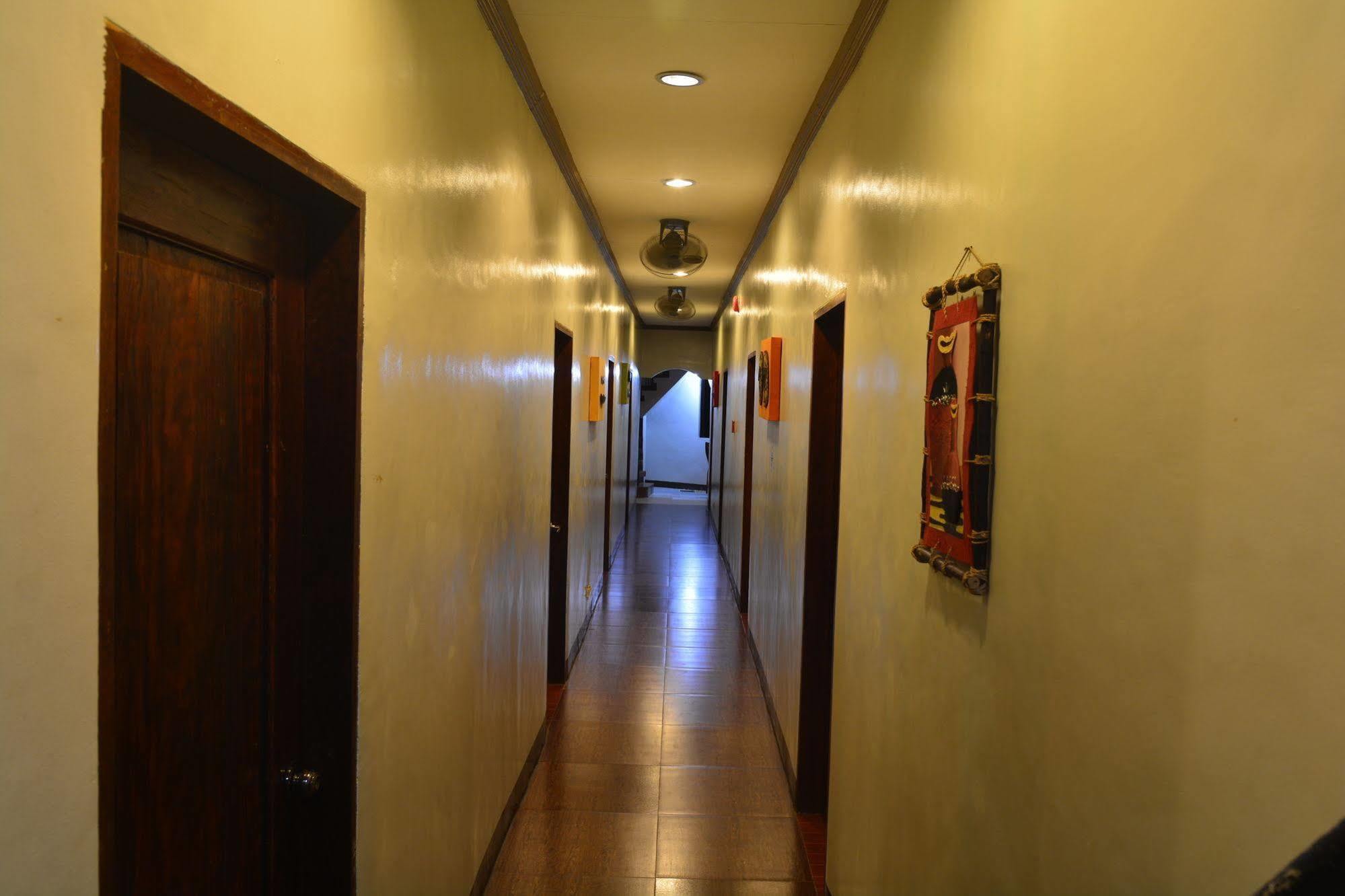 Kawayanan Heights Inn Coron Luaran gambar